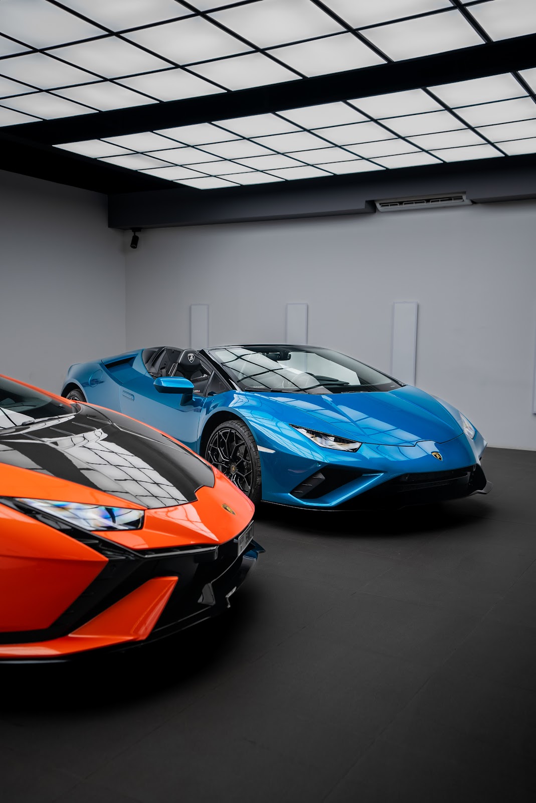 MotoRefine Paint Protection Film | Ceramic Coating | Color Change | Window Tint | Detailing