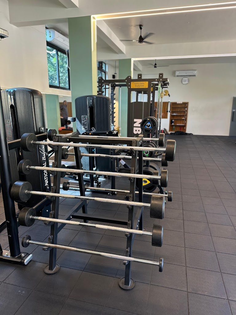 Fat 2 Fit Fitness Studio Unisex Gym