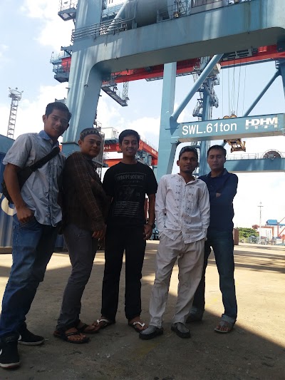 Photos of Pelabuhan Dwikora Pontianak