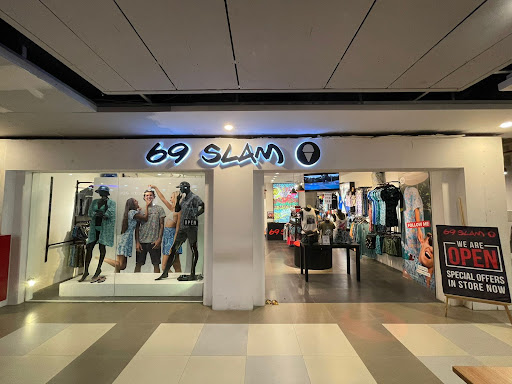 69SLAM Discovery Shopping Mall (DSM)