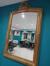 Photo n°7 de Céline Coiffure -Celine Berlet à Fours (Salon de coiffure)