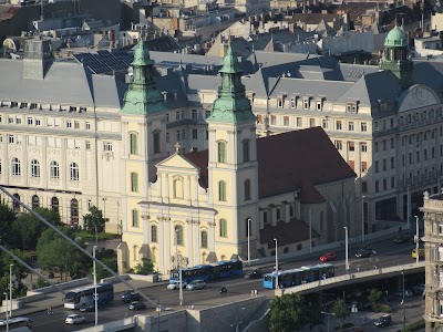 Photos of Budapest-Belv&aacute;rosi Nagyboldogasszony Főpl&eacute;b&aacute;nia-templom