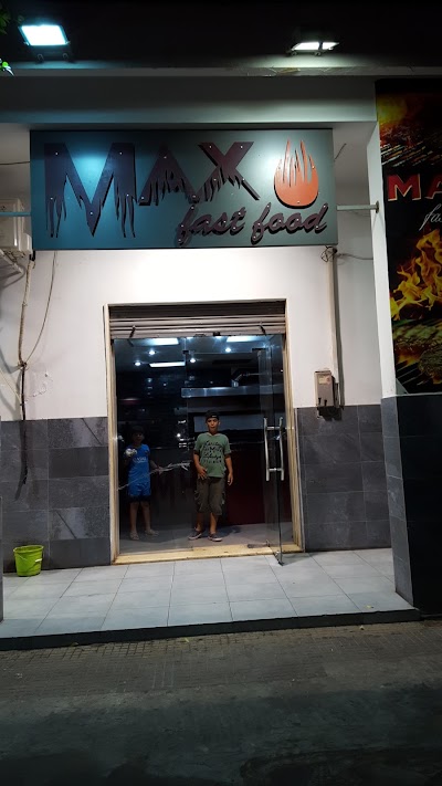 Photos of Souk Almuthalth