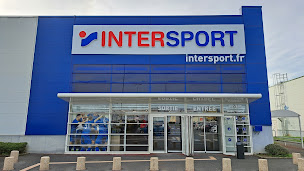 Photo n°2 de INTERSPORT POITIERS ST BENOIT à Saint-Benoît (Magasin de vêtements pour jeunes)