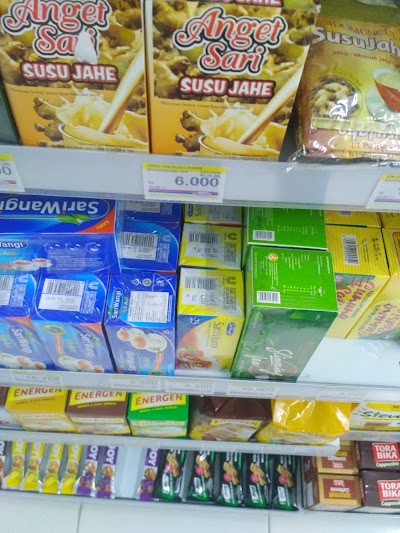Photos of Indomaret Sultan Adam 2