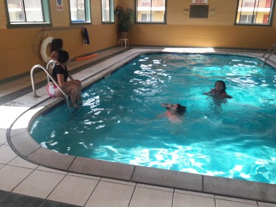 Photos of Econo Lodge Inn & Suites
