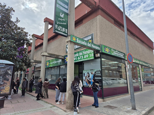 ESCUELA DEL HENARES