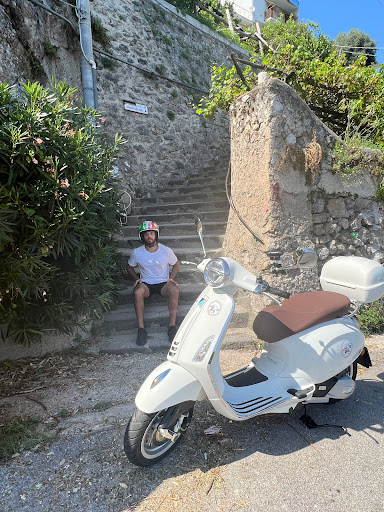 Vespa Rent Amalfi Coast - Thumbnail