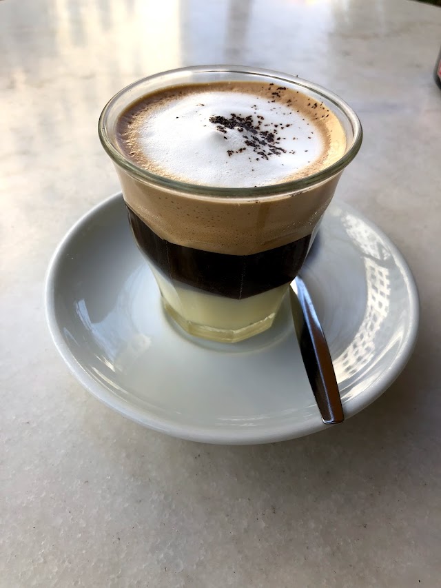Roberts Cafe