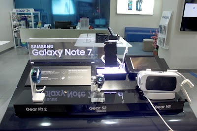 Photos of Samsung Experience Store - Botani Square