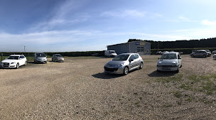 Photo n°9 de Depan'autos Lefrancois / EUROREPAR CAR SERVICE / Point Loc by Ada | Location de voitures, 9 places et van LE TRONQUAY à Le Tronquay (Agence de location de voitures)