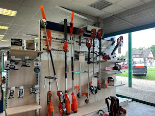 Photo n°3 de Cloue Equipement à Salbris (Magasin de matériel de motoculture)