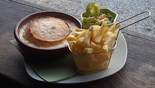 Photo n°2 de Camping de l'Isle Saint-Jean à Arcy-sur-Cure (Terrain pour camping-cars)