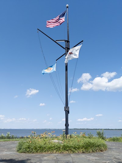 Fox Point State Park