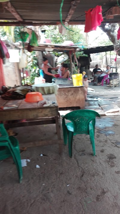 Photos of Luna's Bar