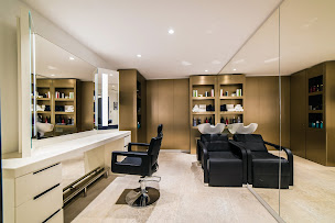 Photo n°3 de Lucie Saint Clair à Lyon (Salon de manucure)