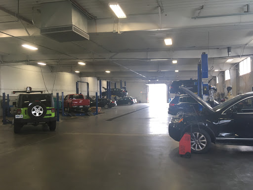 Volkswagen Service Center - Crown Volkswagen of Lawrence - Thumbnail