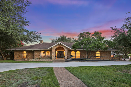 Silver Leaf Assisted Living & Memory Care