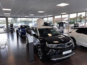 Photo n°8 de Opel By Trujas Rambouillet à Rambouillet (Concessionnaire Opel)