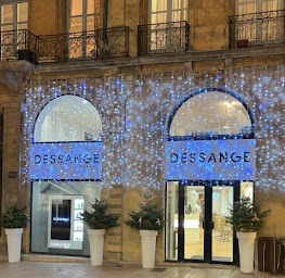 Photo n°3 de DESSANGE - Coiffeur Aix En Provence à Aix-en-Provence (Salon de coiffure)