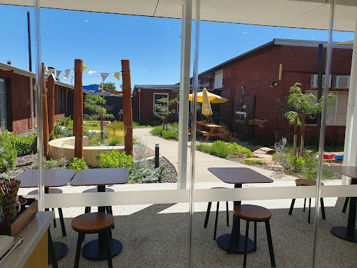 M&H Cafe Gallery - Australia