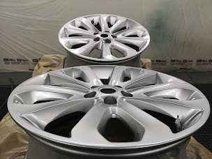 Photo n°7 de Monogram Carrosserie à Préfailles (Atelier de réparation automobile)