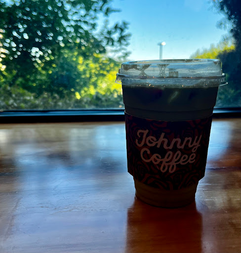 Johnny Coffee - Visual