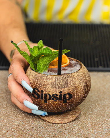 Sipsip Rum Bar by null
