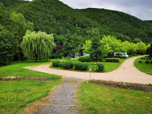 Photo n°39 de Camping de mon Village (Camping-Car Park) à Ferrières-Saint-Mary (Terrain pour camping-cars)
