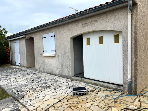 Photo de Renov Toiture et Façade 17 Couvreur Meschers‑sur‑Gironde à Royan (17200)