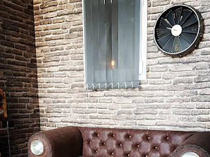 Photo n°25 de Provence Peinture à Pertuis (Magasin de stores et de rideaux)