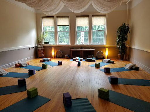 Radiate Yoga of Westchester - Thumbnail