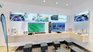 Photo n°15 de Boutique SFR Strasbourg Rue Charles Peguy à Strasbourg (Opérateur téléphonique)