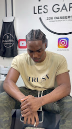 Photo n°32 de 🛢️ LES GAPH’AS BARBER SHOP✂️ à Paris (Barbier)