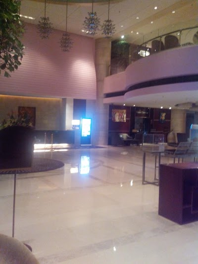 Photos of Howard Johnson Business Club Hotel
