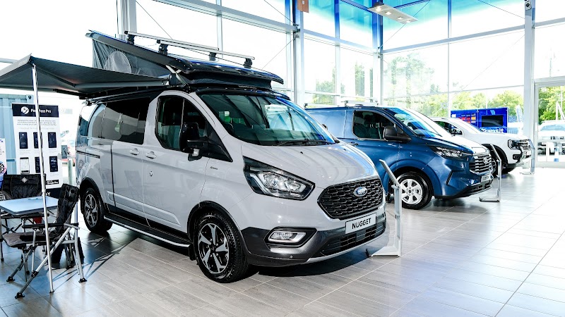 Hendy Ford Transit Centre Southampton photo 2