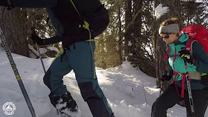 Photo n°9 de Compagnie des Guides de Chamonix à Chamonix-Mont-Blanc (Moniteur.rice d'escalade)