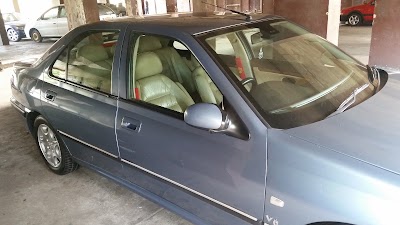 car-dealer