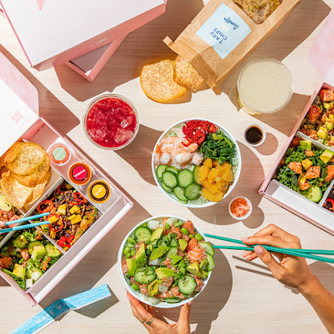 Sweetfin Poke Del Mar by null