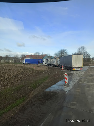 Caravan- en botenstalling Eems-Hoeve - Thumbnail