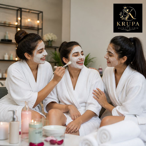 Looking for a relaxing weekend beauty ritual with your besties? Turn your girls’ day out into a p… post image