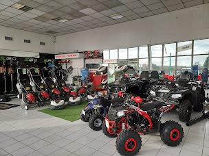 Photo n°5 de AGR Motoculture à Méry-Bissières-en-Auge (Magasin de matériel de motoculture)