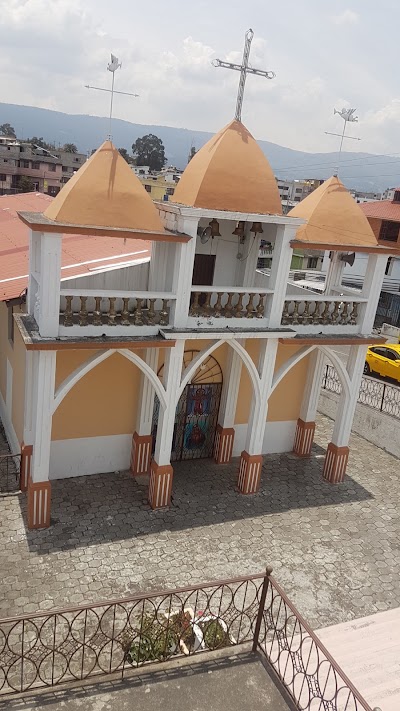 Photos of The church Cabre