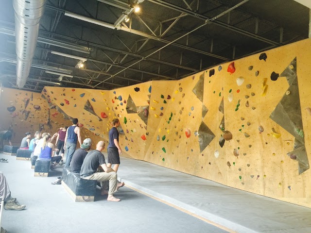 Seven Bays Bouldering