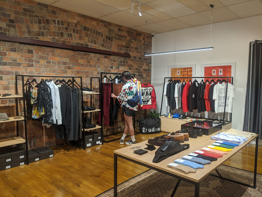 Contra Store - Visual
