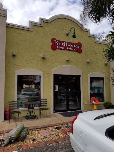 Redbones Dog Bakery & Boutique - Thumbnail