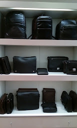 Photo n°26 de La Bagagerie à Lyon (Magasin de sacs)