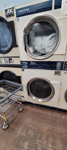 New Hyde Park Laundromat services