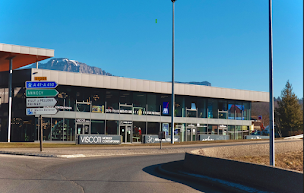 Photo n°1 de AXA Assurance et Banque Bastide Devallois à Villy-le-Pelloux (Agence d'assurance pour locataires)