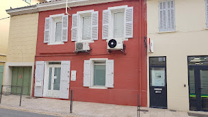 Photo n°5 de Gouin Patrick Et De Luca Marion SCP à Saint-Zacharie (Dentiste)